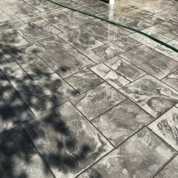 Laurel Lock Front Landscape & Concrete Patio