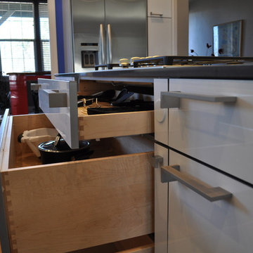Colfax Contemporary Kitchen . Nar Fine Carpentry . Sacramento . El Dorado Hills