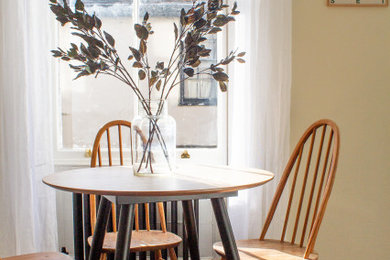 This is an example of a traditional dining room in Kent.