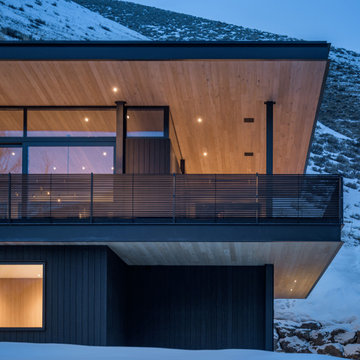 Avalanche Chalet