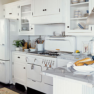 kitchen-vintage-appliances - White