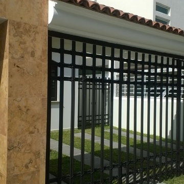 Jardin Real seis-cinco-nueve   by  Con E (2014)