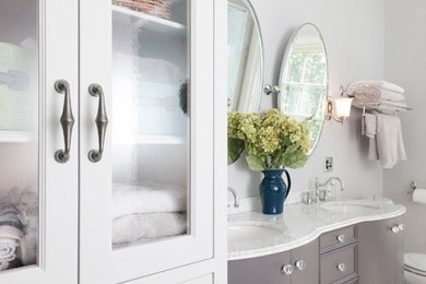 Bathroom - transitional bathroom idea in Toronto