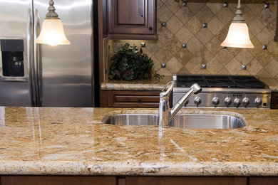 Kitchen - kitchen idea in Los Angeles