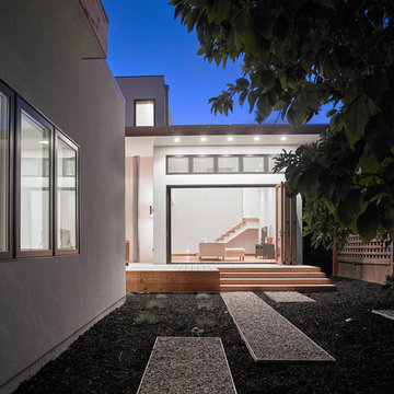 H138, San Diego House