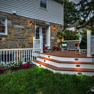 75 Beautiful Farmhouse Backyard Deck Pictures & Ideas | Houzz