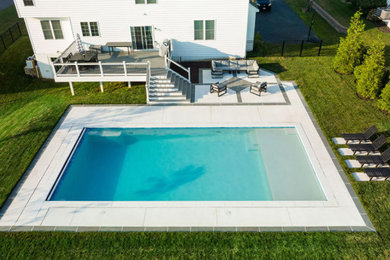 Inspiration for a modern pool remodel in DC Metro