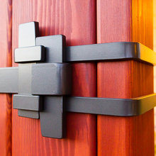 Cabinet features