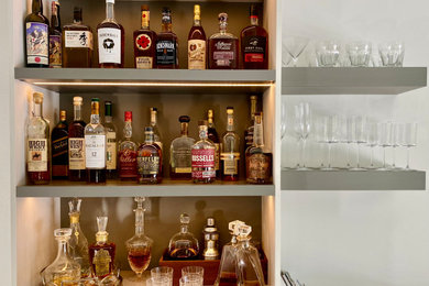 Minimalist home bar photo in Other