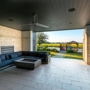 Captain's Island Contemporary