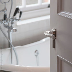 Joseph Giles ABBOTT Lever handles in polished nickel - Door Handles
