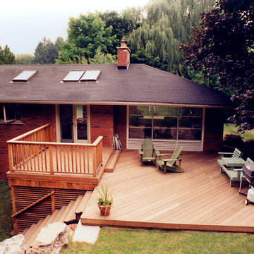 Cedar decks by Hickory Dickory Decks.