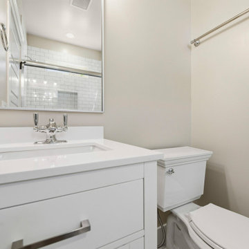 2 BR 900 sqft ADU in San Diego Historic District Bathroom