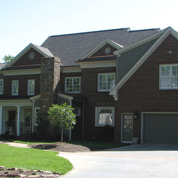 Outdoor/New Home Construction/Garage