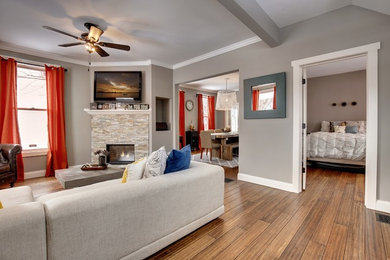 Inspiration for a transitional living room remodel in Minneapolis