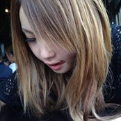 志村安輝s foto