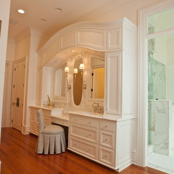Custom Cabinet Freshen Up