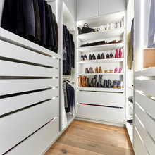 Kleiderschrank