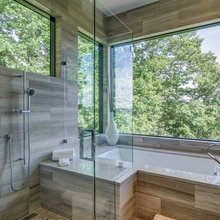 Edgemoor Lane - Master bathroom