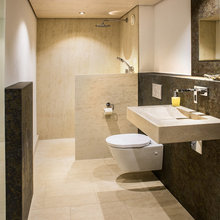 Dana's bathroom