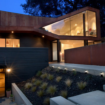 Manifold House