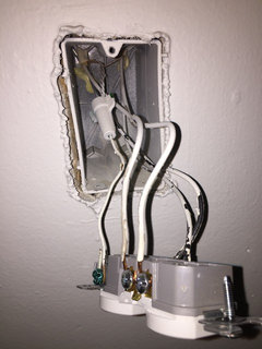Outlets Not Working But Lights Are