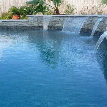 Custom Pools and Water Features