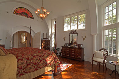 Example of a classic bedroom design in Boston