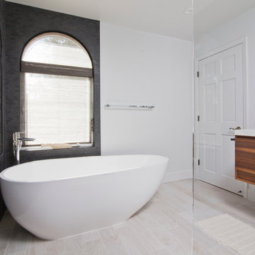 Warm Modern Bath
