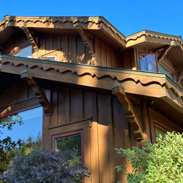 Tahoe Scandanavian-style Lodge bardge and fascia boards