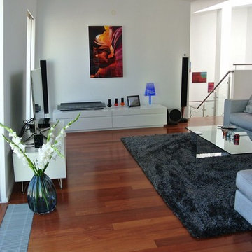 Furnishing of a new apartment for expat family