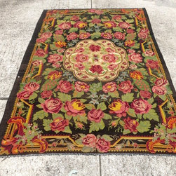 Rugs - Area Rugs