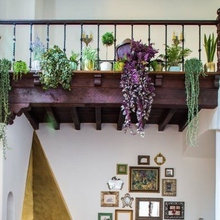 Balcony/Hall