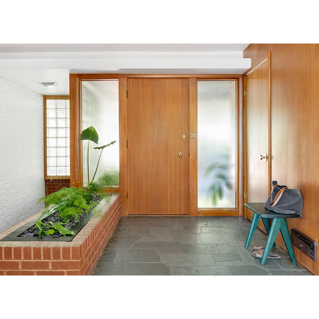 BRIDLEMILE MIDCENTURY