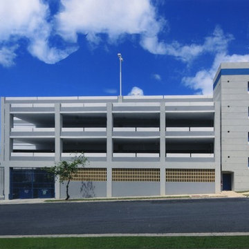 Multi-level parking building