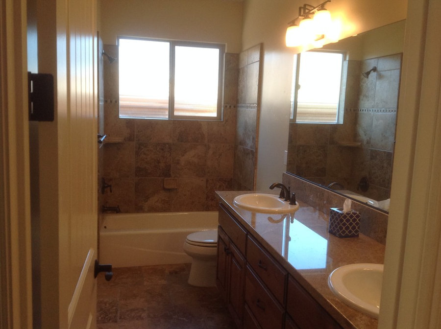 Nester home - 849 Via Seco - hall bath