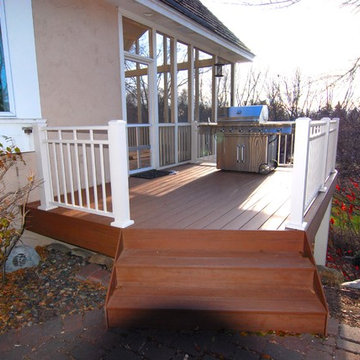 Azek deck with Aluminum rail