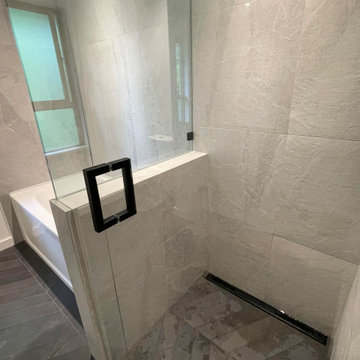 Klahanie En suite Bathroom
