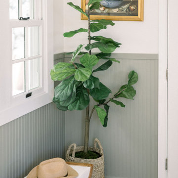 The Shabby-Chic Charmer
