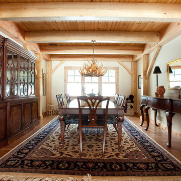 Eclectic dining room merges two styles