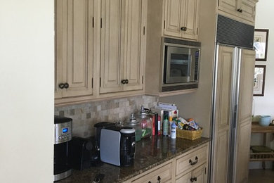 Elegant kitchen photo in Miami