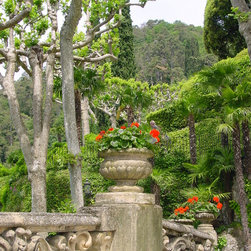 Limestone Planters - Outdoor Pots And Planters