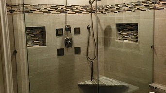 MASTER BATHROOM - Free Standing Tub / Crema Marfil Tile / White Reef Granite