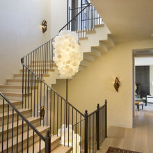 Foyer/Stairs