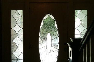 Entryway - traditional entryway idea in Little Rock