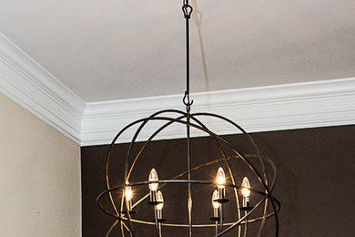 Eclectic home design photo in Louisville
