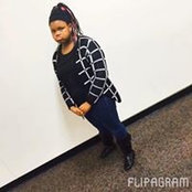 Qvēēñ Tâî's photo