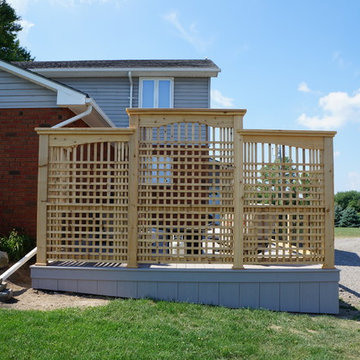Cedar and Composite Deck with Trellis
