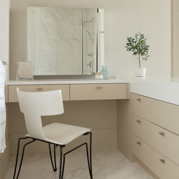 Vanity Serenity: Master Ensuite's Makeup Desk
