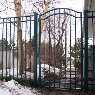 Classic Arched Walkway Gate